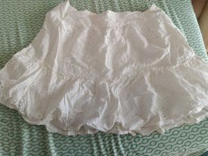 Chic White Broderie Anglaise Skirt