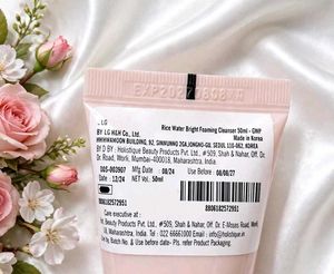 pack of 4 The Face Shop Rice Water Bright Foaming