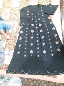 Elegant Black Embroidered Kurta