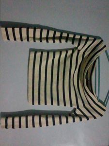 off shoulder top with sleeve side cut