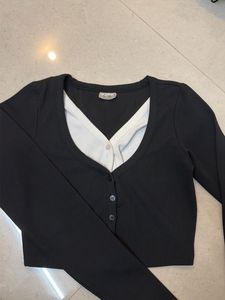 Cute Black Cropped Top