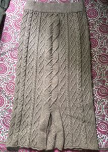 Cozy Knit Cable Midi Skirt