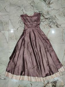 Elegant Silk Blend Ethnic Gown