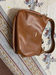 Handbag👜