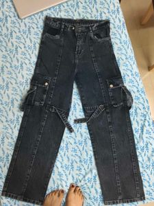 Stylish Dark Wash Cargo Jeans