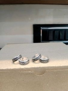 Set of 4 Unique Design toeRings