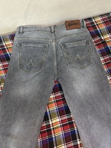 Stylish Grey Wash Denim Jeans