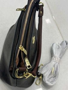 COACH**HANDBAGS**3 COMPARTMENT*WD BOX