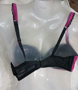 💙 Pink Lace Trim Bra