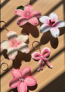 Pipecleaner Flowers Keychain