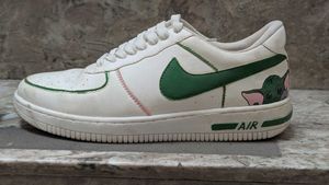Custom Nike sneakers - Grogu Edition