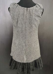 Chic Sleeveless Dress with Ruffled Hem
