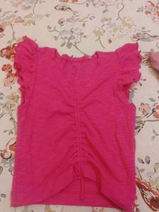 pink top
