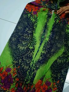 "Green 💚" Printed Saree With Unstitched Blouse