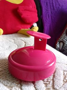 I Am Selling A Hair Massager Pink Colour