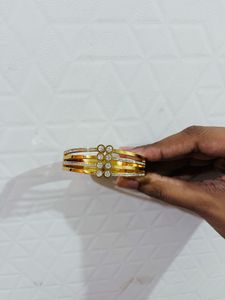 Anti turnish braclet new with tag