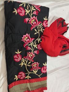Elegant Black Kurta Set with Red Dupatta