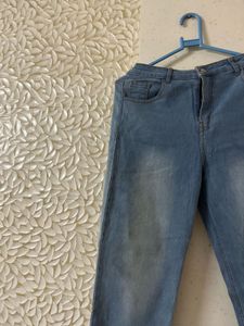 Light Wash Wide Leg Jeans