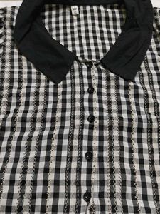 Gingham Puff Sleeve Button-Up Top