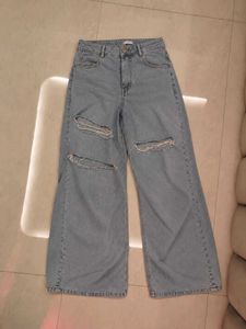 Light Wash Ripped Wide Leg Jeans