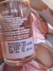 Himalaya Natural Glow Rose Face Serum