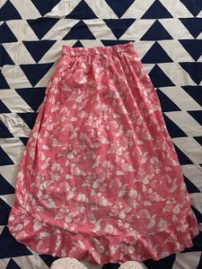 Chic Pink Floral Ruffle Skirt