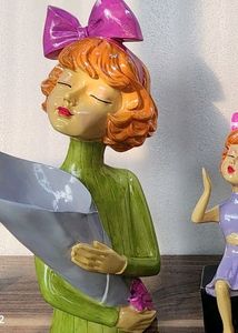 Set Of Girls Statue