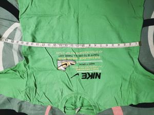 Nike Graphic T-Shirt