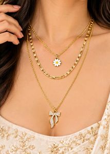 Layered Daisy & Bow Necklace