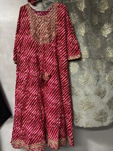 Beautiful Rose pink Bandhani Anarkali suit