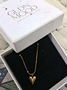 GLDN MOOD 18KT Gold Plated Heart Pendant Chain ✨️