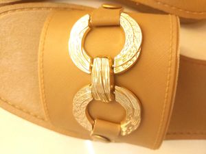 zudio Stylish Gold Chain Slides