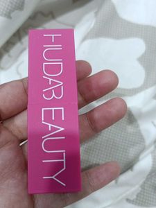 Huda Beauty Matte Lipstick