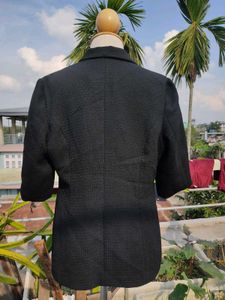 Chic Black Blazer