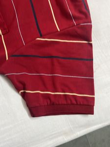 Red Tshrt