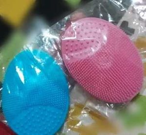 Silicone Facial Cleansing Pads (Set of २)