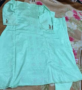Elegant Mint Green Embroidered Kurta Set