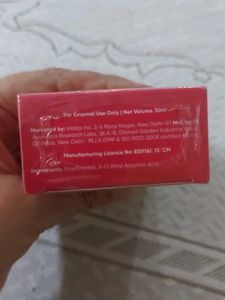 COSIQ Vitamin C-8% Face Serum