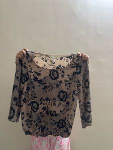4 T-shirt and top combo xl size