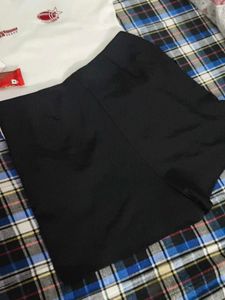 Chic Black short Twisted  Skirt