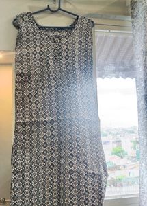 Sleeveless Kurti