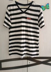 Superdry Striped V-Neck T-Shirt