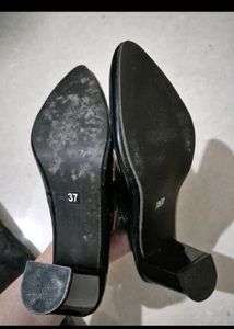 Shoetopia Black Heels