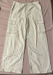 H&M Cream Cargo Pants