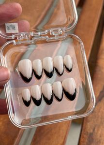 French Tip Press-On Nails