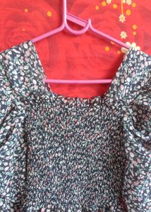 Floral Smocked Puff Sleeve Top