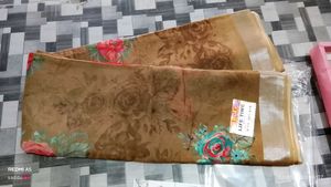 Beautiful Floral Print Saree