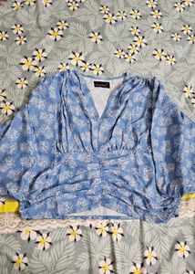 Blue Floral Print V-neck Ruched Top