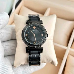 _VERSACE WATCH_*V-Motif Model For Ladies