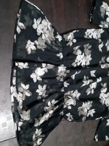 fish cut floral top